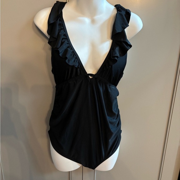 Pink blush maternity Black Ruffled One-Piece Swimsuit S - Picture 1 of 5